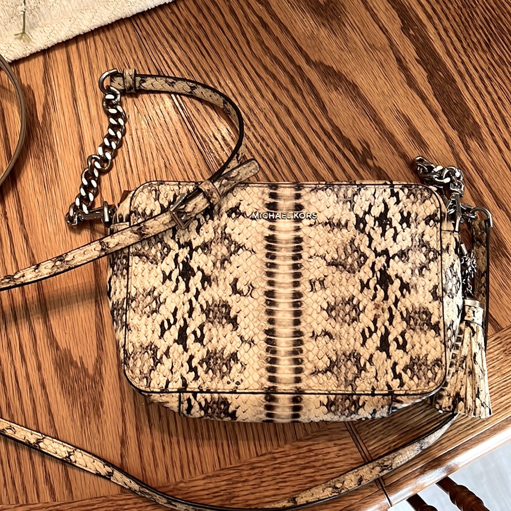 Michael Kors crossbody